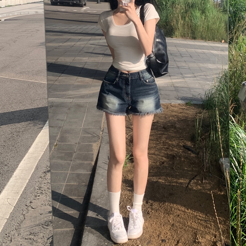 반팔 티셔츠 모델 착용 이미지-S1L17