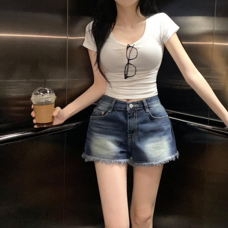 반팔 티셔츠 모델 착용 이미지-S1L6