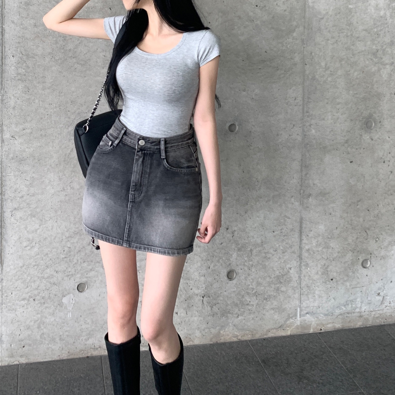 미니 스커트 모델 착용 이미지-S1L9