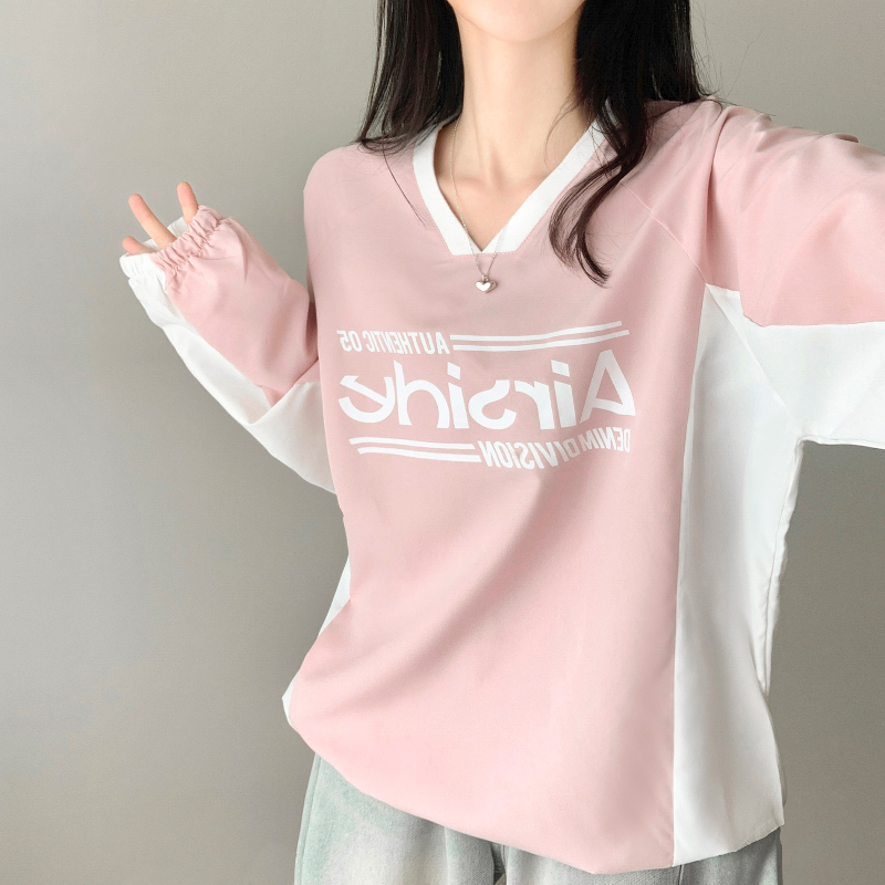 긴팔 티셔츠 모델 착용 이미지-S1L9