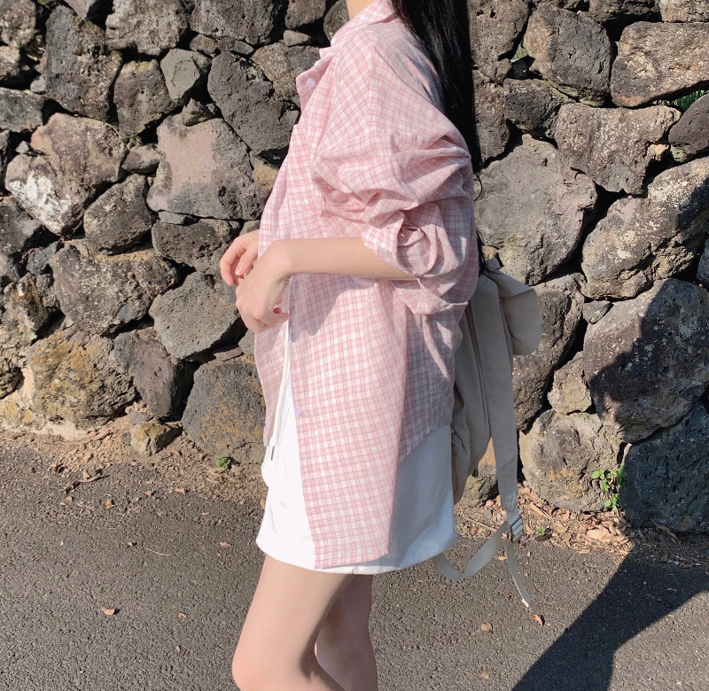 블라우스 모델 착용 이미지-S1L7