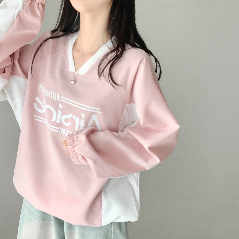 긴팔 티셔츠 모델 착용 이미지-S1L5