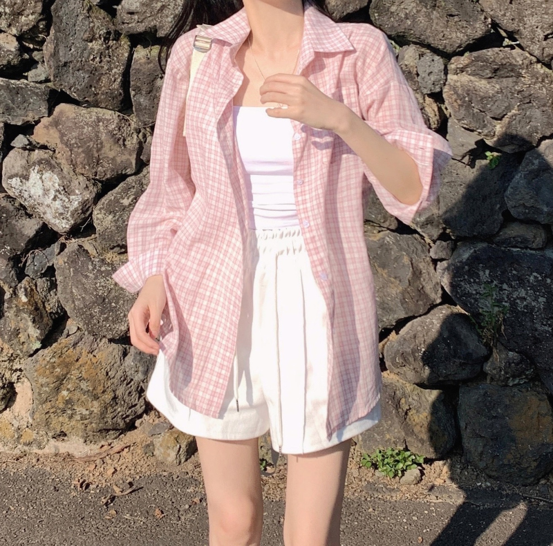 블라우스 모델 착용 이미지-S1L6