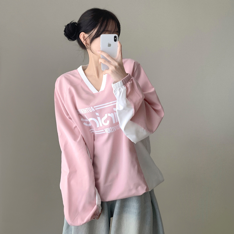 긴팔 티셔츠 모델 착용 이미지-S1L3