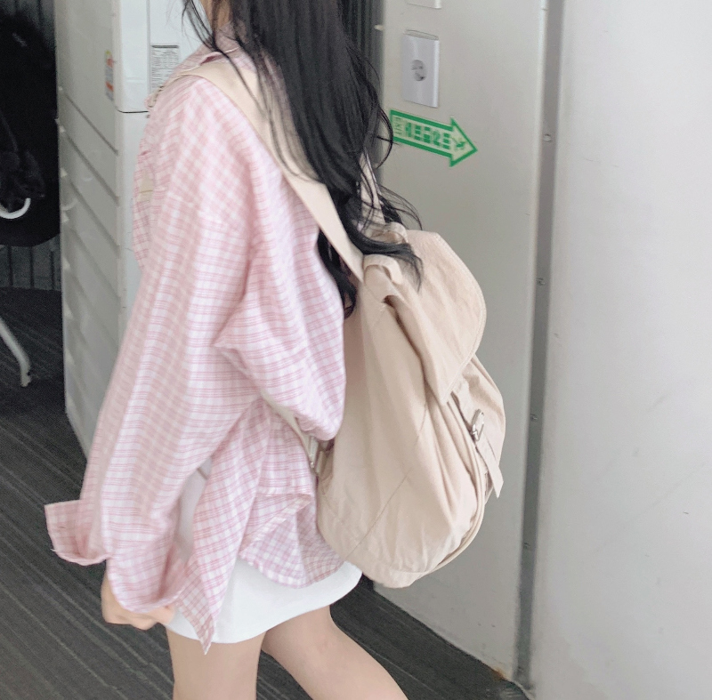 블라우스 모델 착용 이미지-S1L19