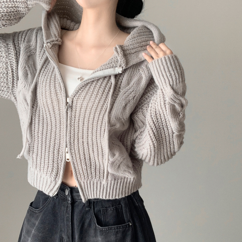 카디건 모델 착용 이미지-S1L8