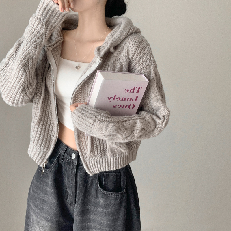 카디건 모델 착용 이미지-S1L9