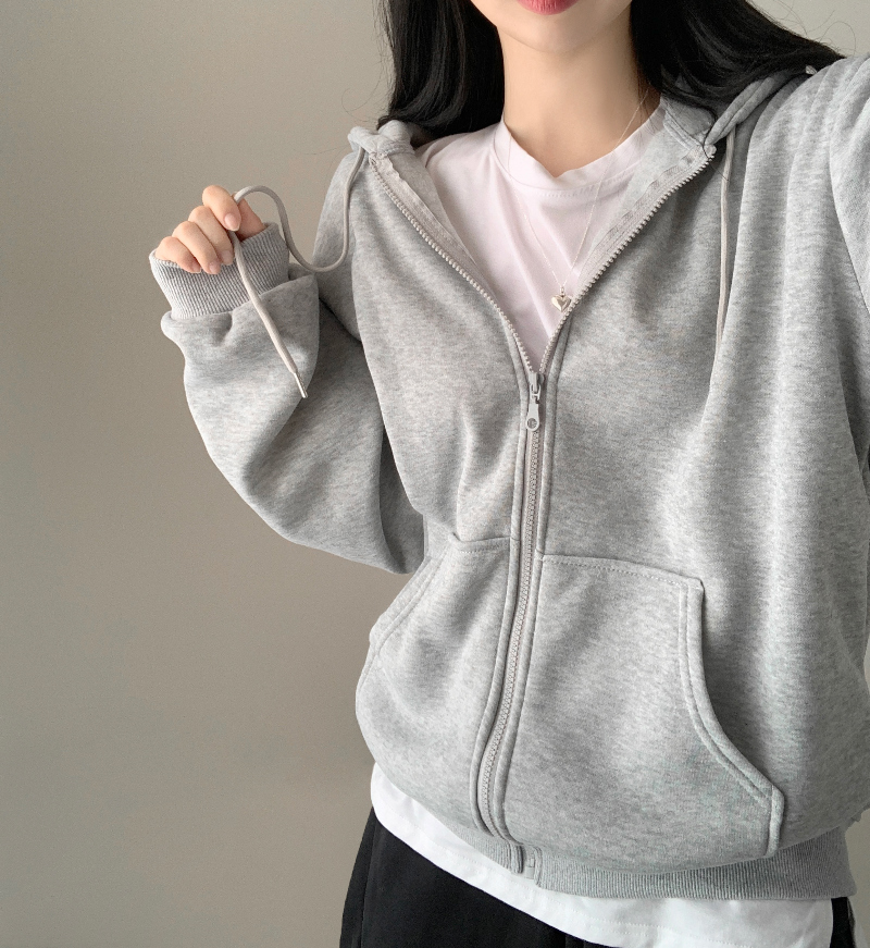 재킷 모델 착용 이미지-S1L8