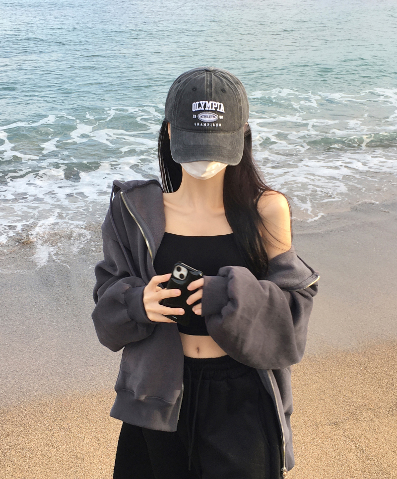 긴팔 티셔츠 모델 착용 이미지-S1L6