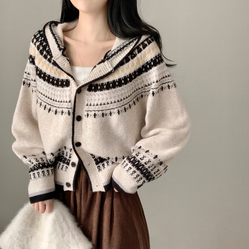 카디건 모델 착용 이미지-S1L11