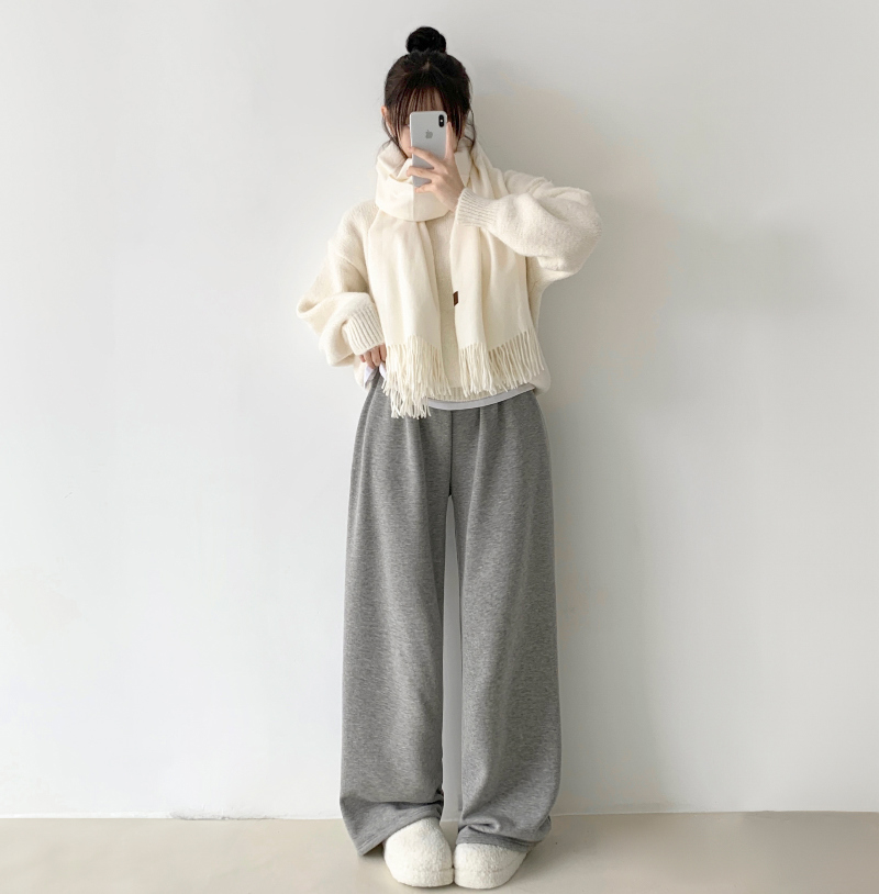 긴팔 티셔츠 모델 착용 이미지-S3L42