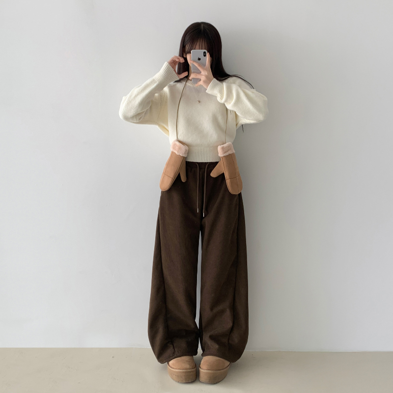 롱 스커트 모델 착용 이미지-S1L12