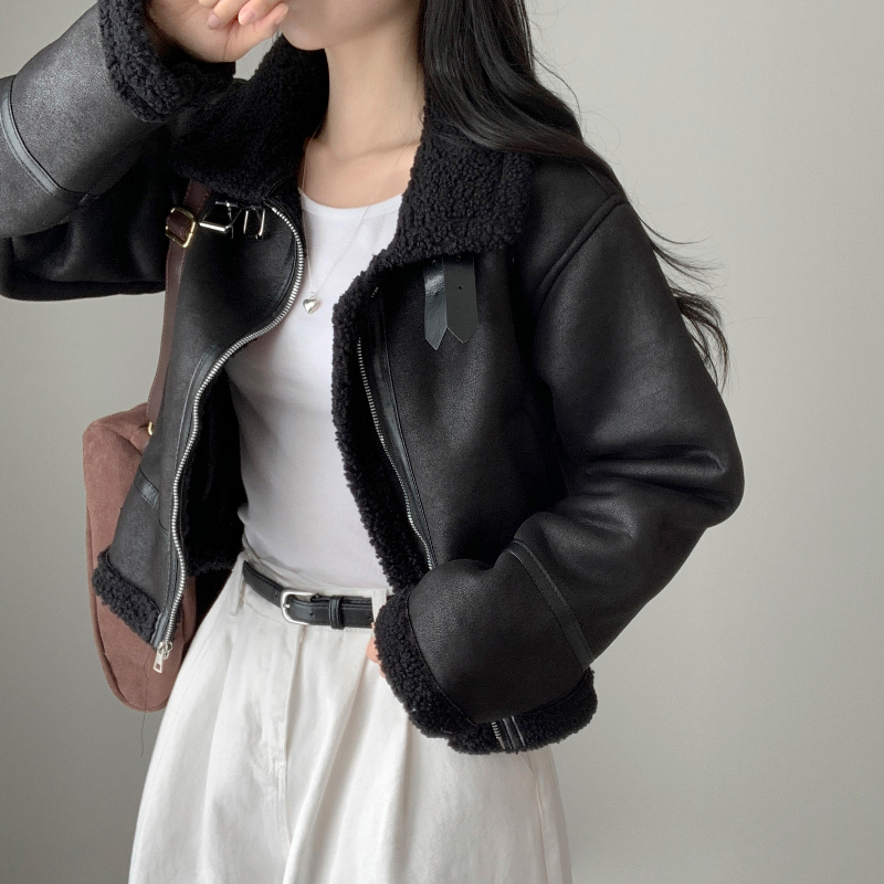 재킷 모델 착용 이미지-S1L14