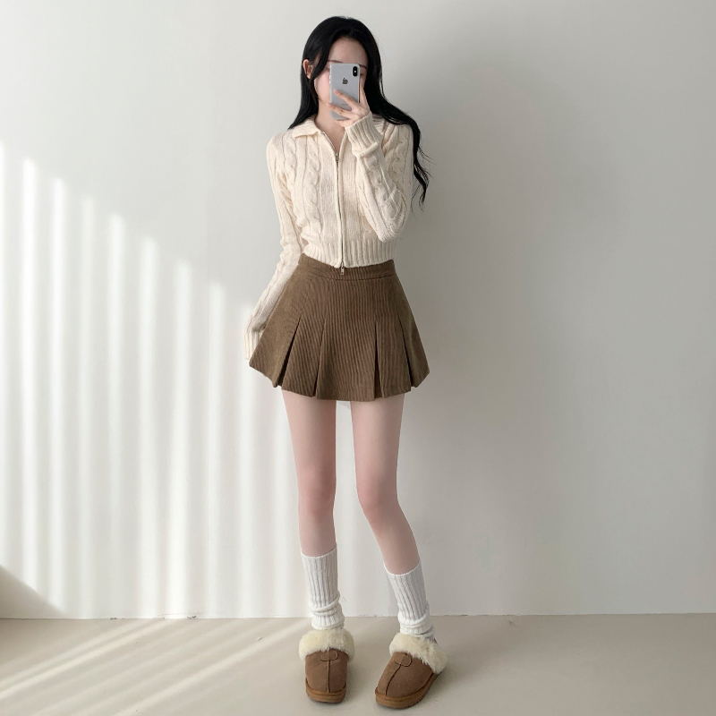 ✨美品✨45R✨コーデュロイ✨イージースカート✨KHAKI ✨美品✨45R✨コーデュロイ✨イージースカート✨KHAKI