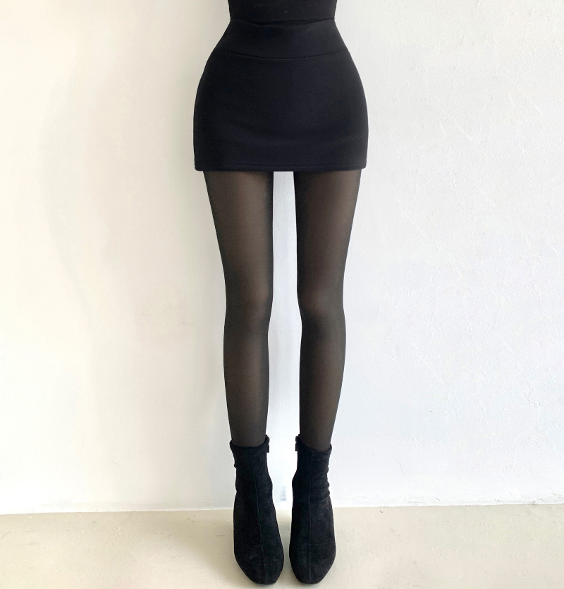 미니 스커트 모델 착용 이미지-S1L6
