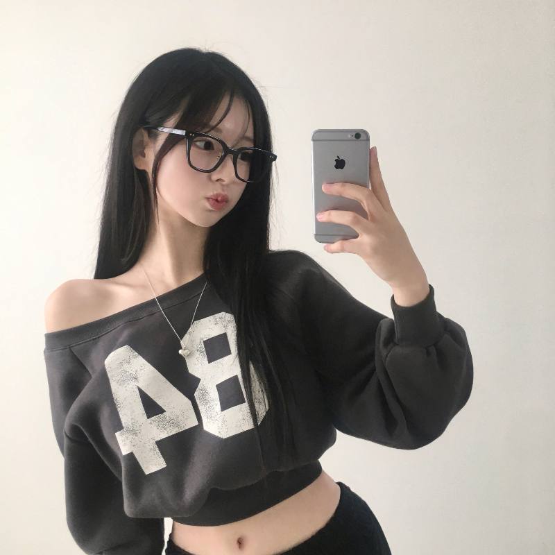 긴팔 티셔츠 모델 착용 이미지-S1L17