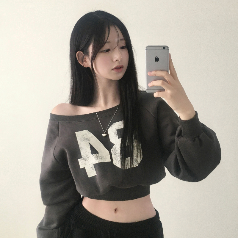 긴팔 티셔츠 모델 착용 이미지-S1L18