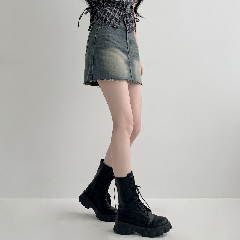 미니 스커트 모델 착용 이미지-S1L8