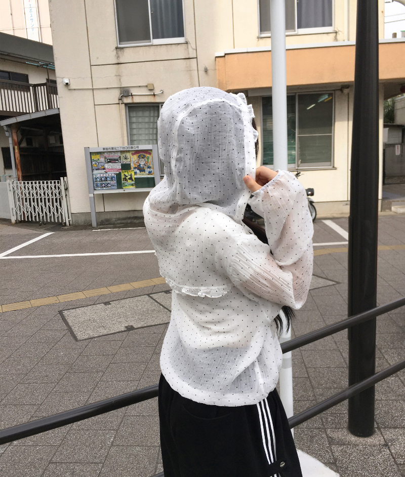 악세사리 모델 착용 이미지-S1L6