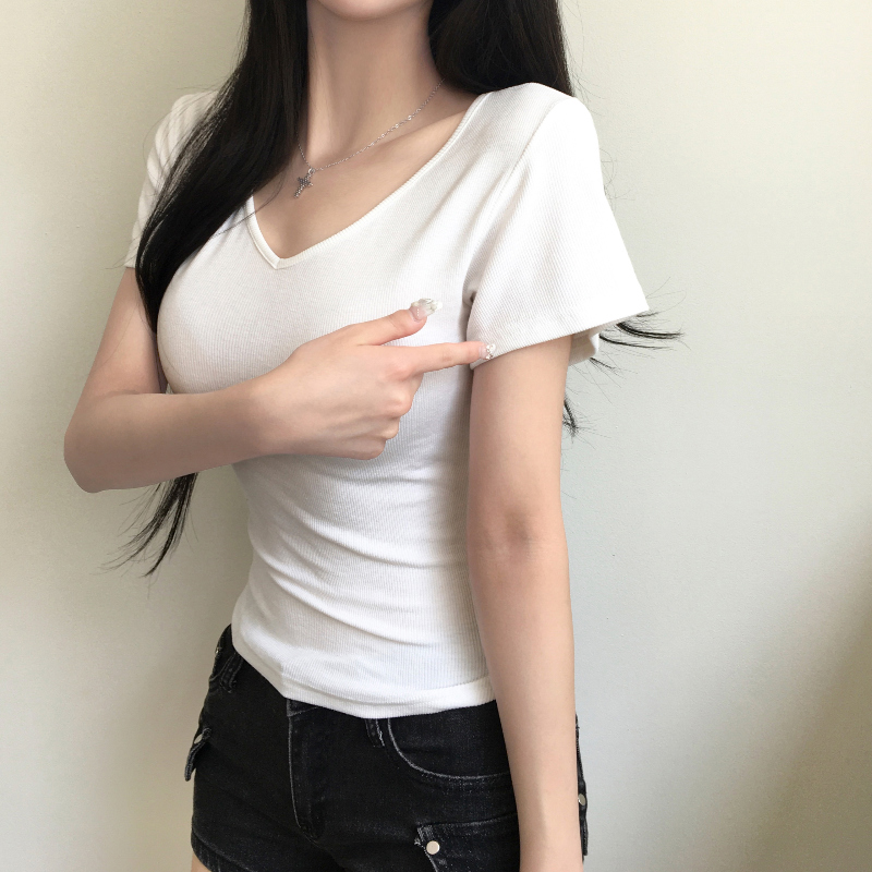 민소매 모델 착용 이미지-S1L22