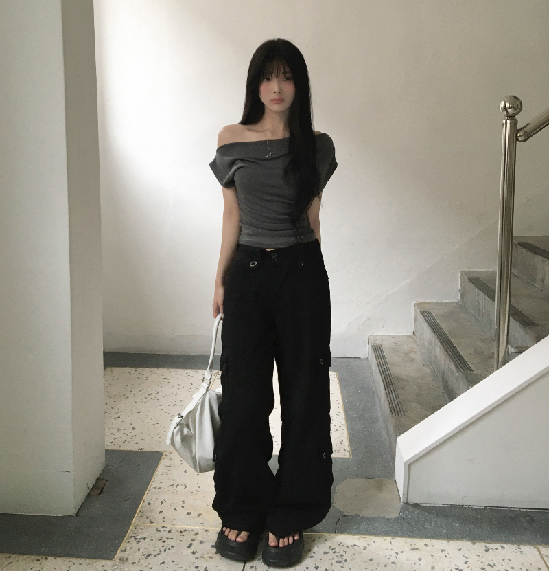 반팔 티셔츠 모델 착용 이미지-S1L34