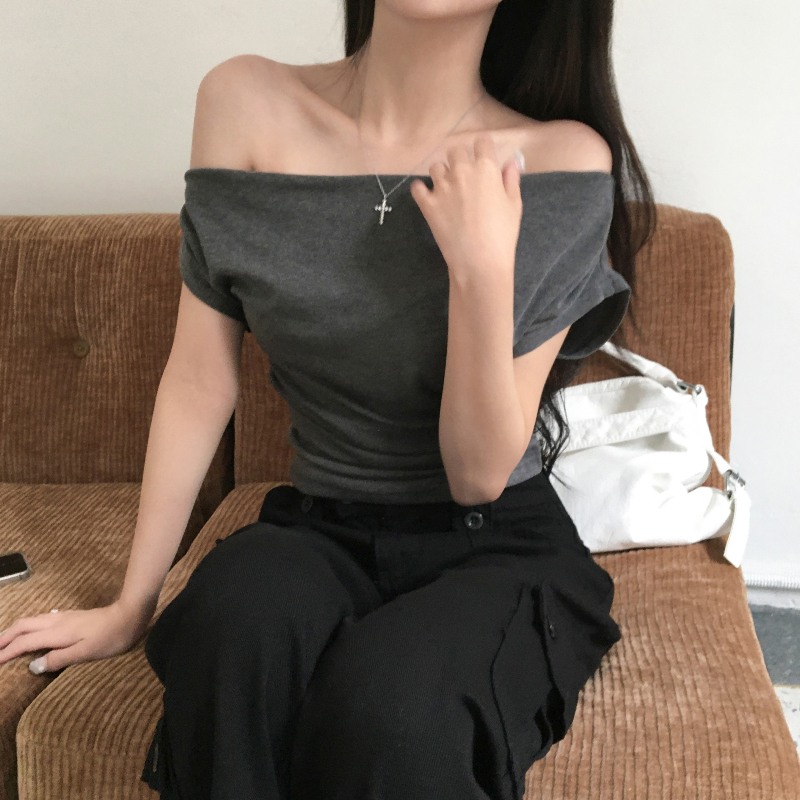 반팔 티셔츠 모델 착용 이미지-S1L43