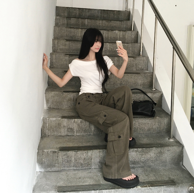 반팔 티셔츠 모델 착용 이미지-S1L27