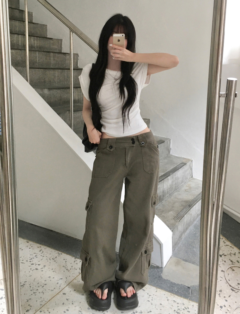 반팔 티셔츠 모델 착용 이미지-S1L10