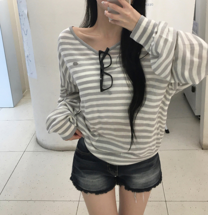 긴팔 티셔츠 모델 착용 이미지-S1L23