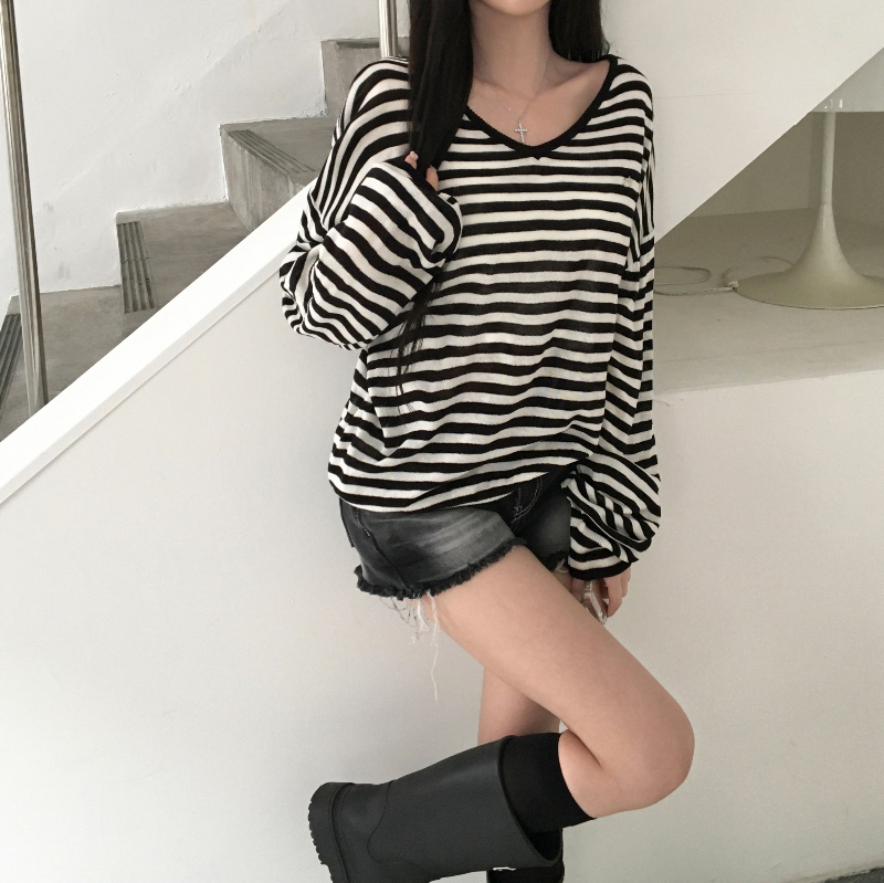 긴팔 티셔츠 모델 착용 이미지-S1L33