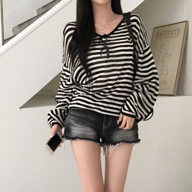 긴팔 티셔츠 모델 착용 이미지-S1L31