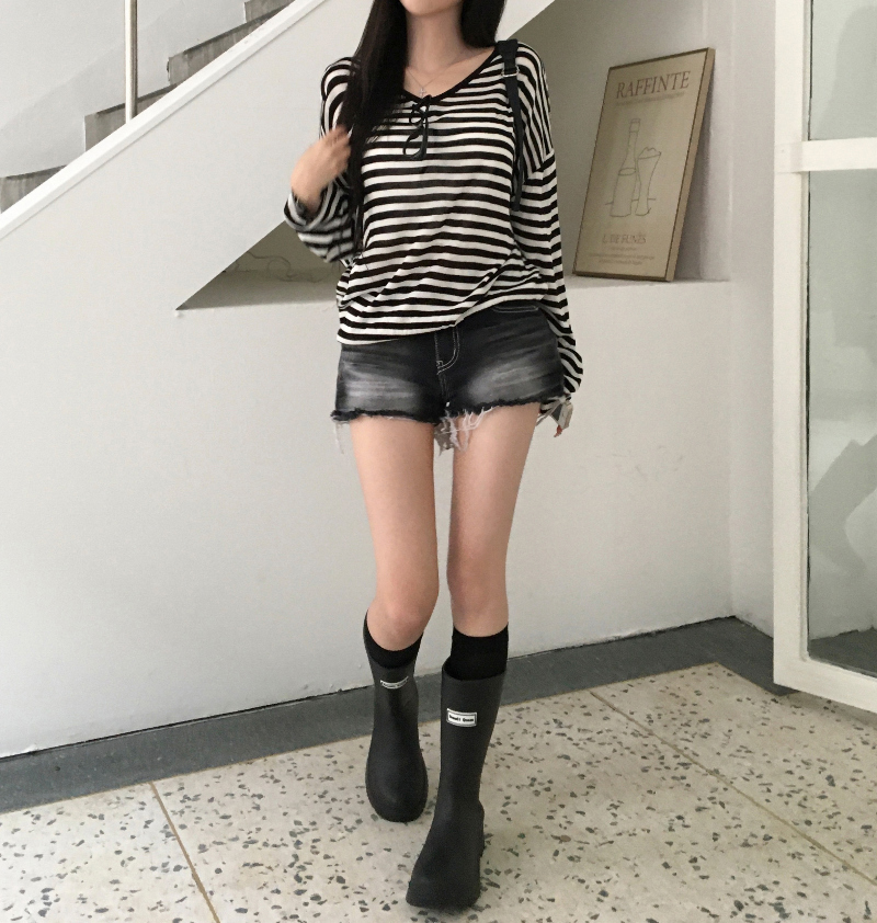 긴팔 티셔츠 모델 착용 이미지-S1L29