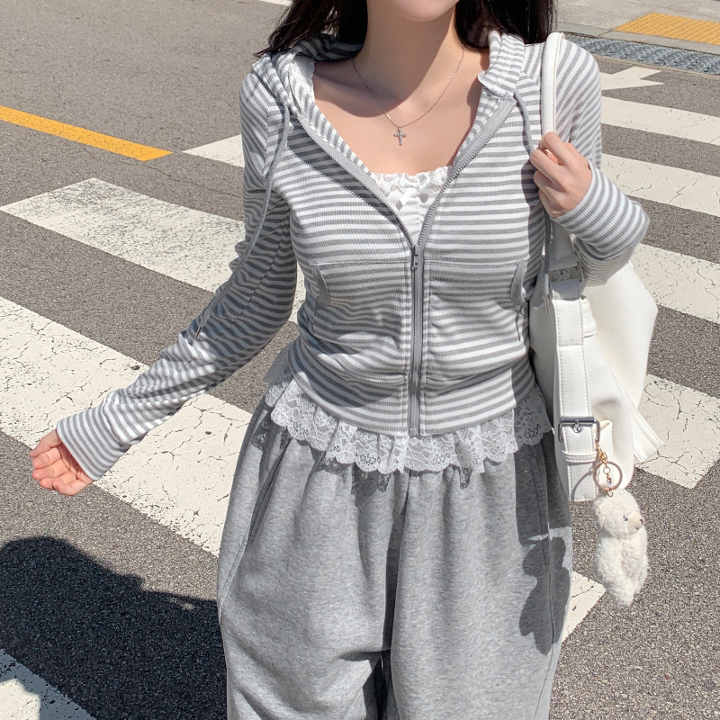 ストライプボーダースリム長袖パーカー | ファッション通販サイト NUGU