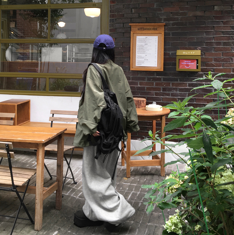 화장품 모델 착용 이미지-S1L18