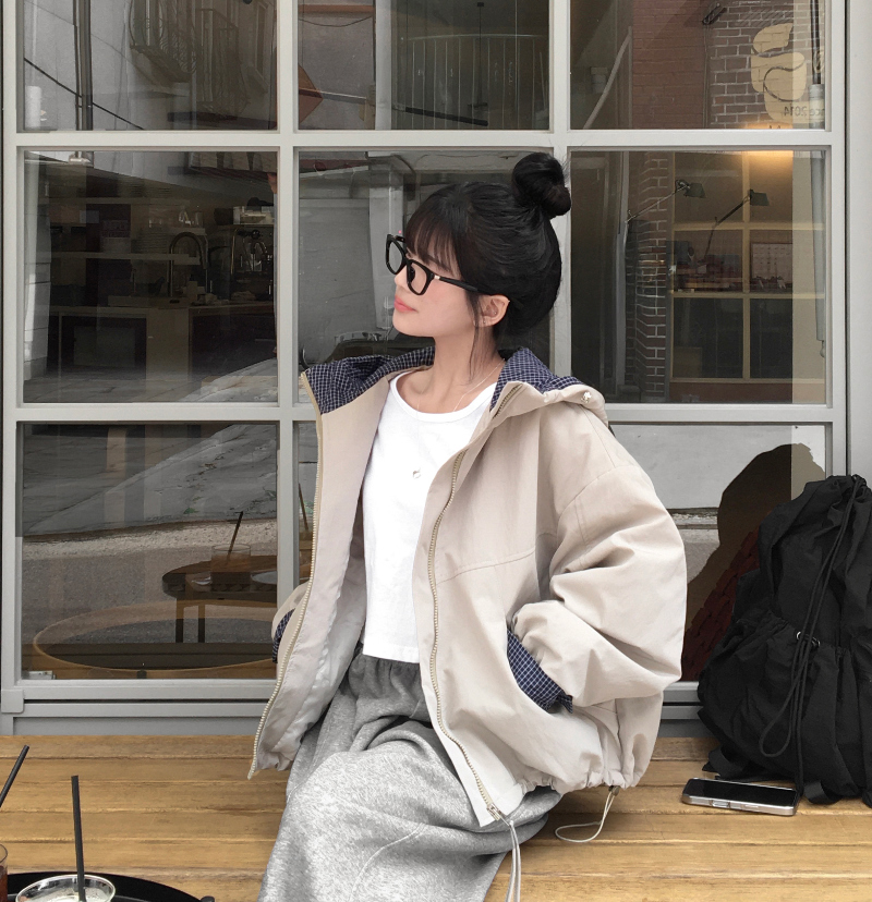 GUCCI ベージュ フード付きオーバーサイズパーカー GUCCI ベージュ フード付きオーバーサイズパーカー GUCCI ベージュ