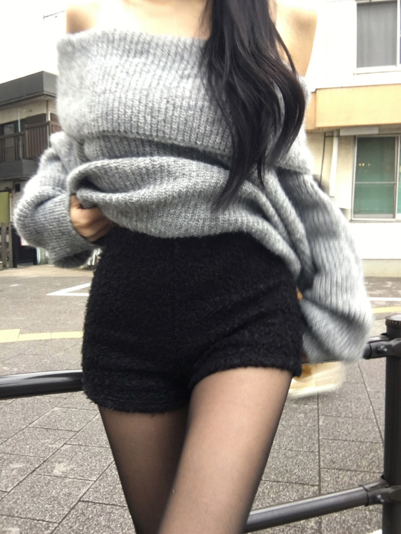 반바지 모델 착용 이미지-S1L27