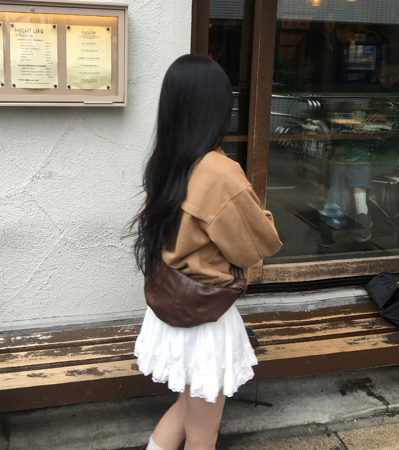 롱 스커트 모델 착용 이미지-S1L28