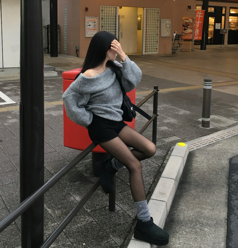 반바지 모델 착용 이미지-S1L24