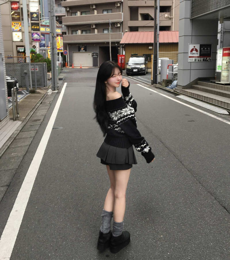 드레스 모델 착용 이미지-S1L9