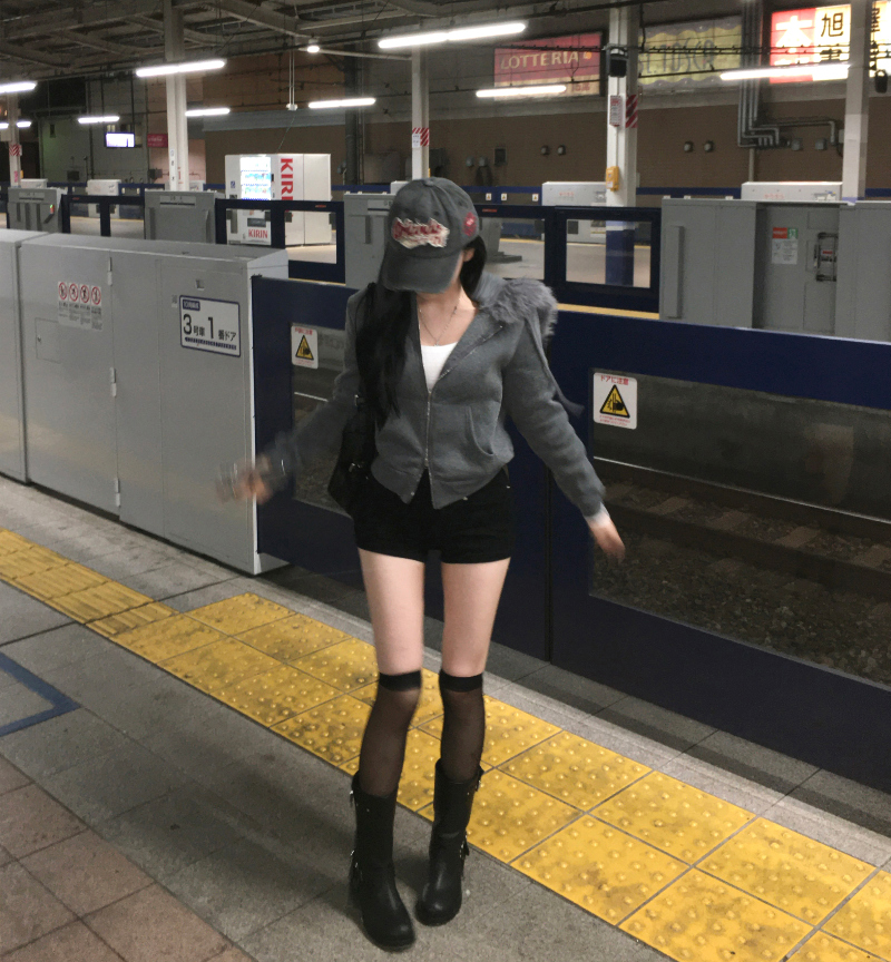 재킷 모델 착용 이미지-S1L11