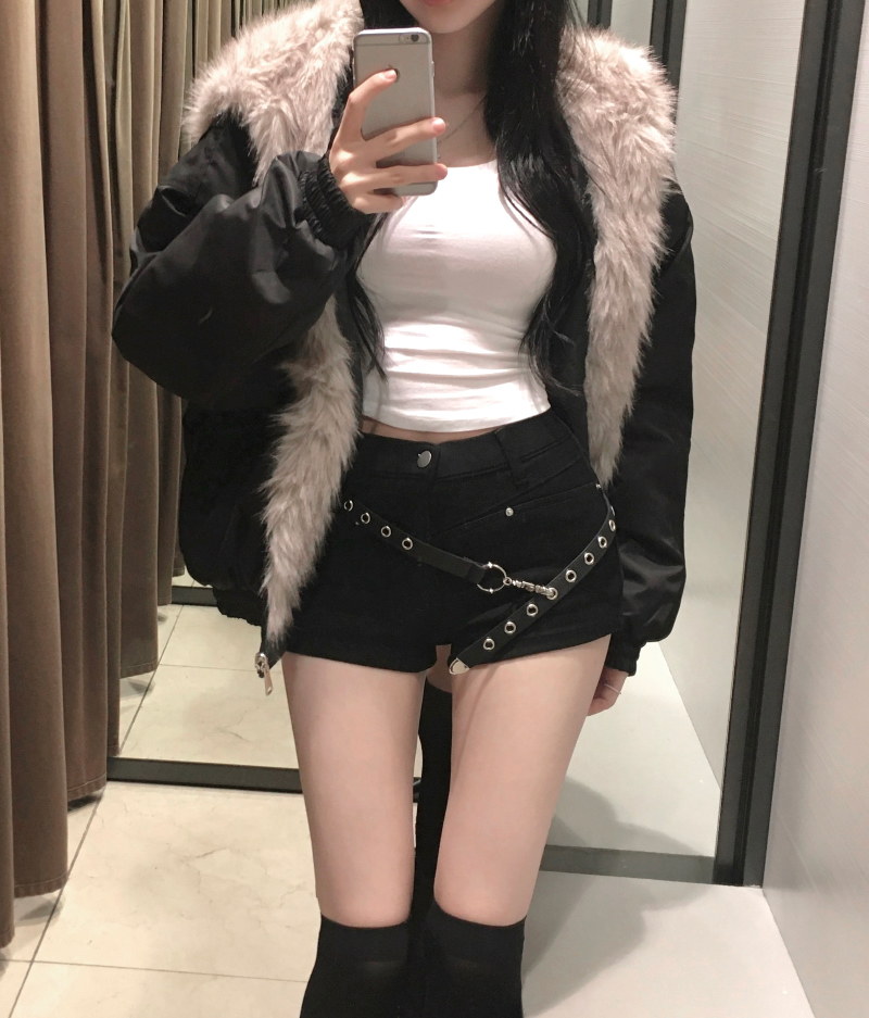 재킷 모델 착용 이미지-S1L5