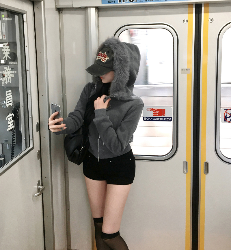 재킷 모델 착용 이미지-S1L22