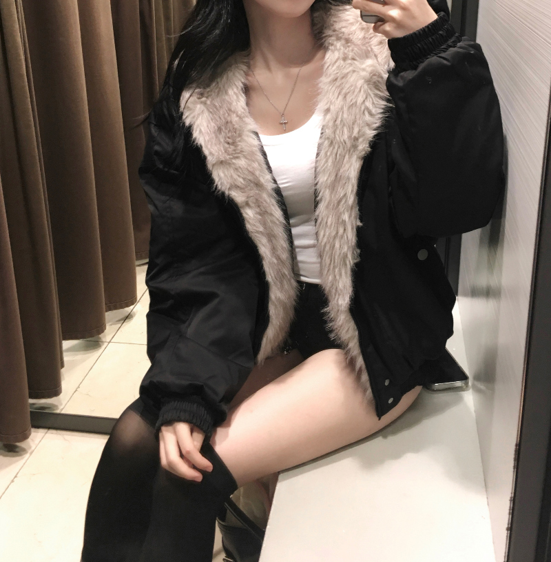 재킷 모델 착용 이미지-S1L7