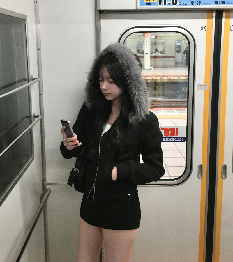 재킷 모델 착용 이미지-S1L32