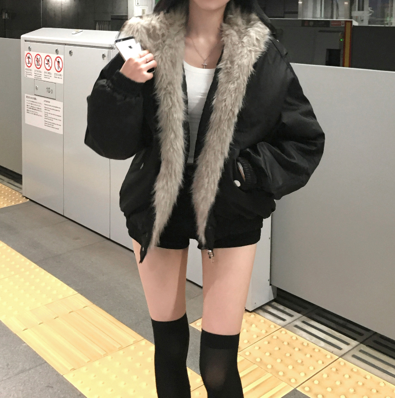 재킷 모델 착용 이미지-S1L15