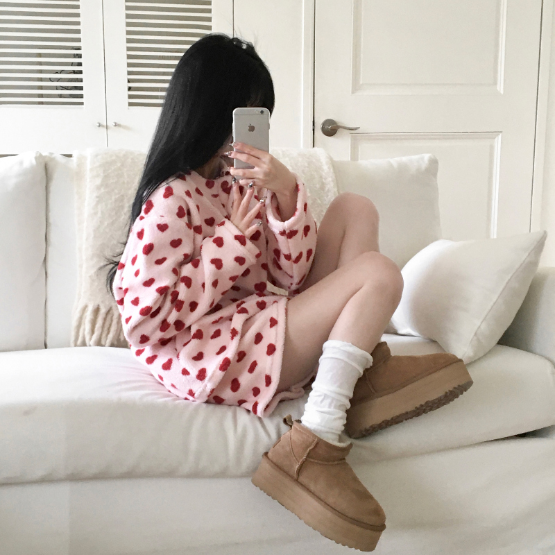 악세사리 모델 착용 이미지-S1L6