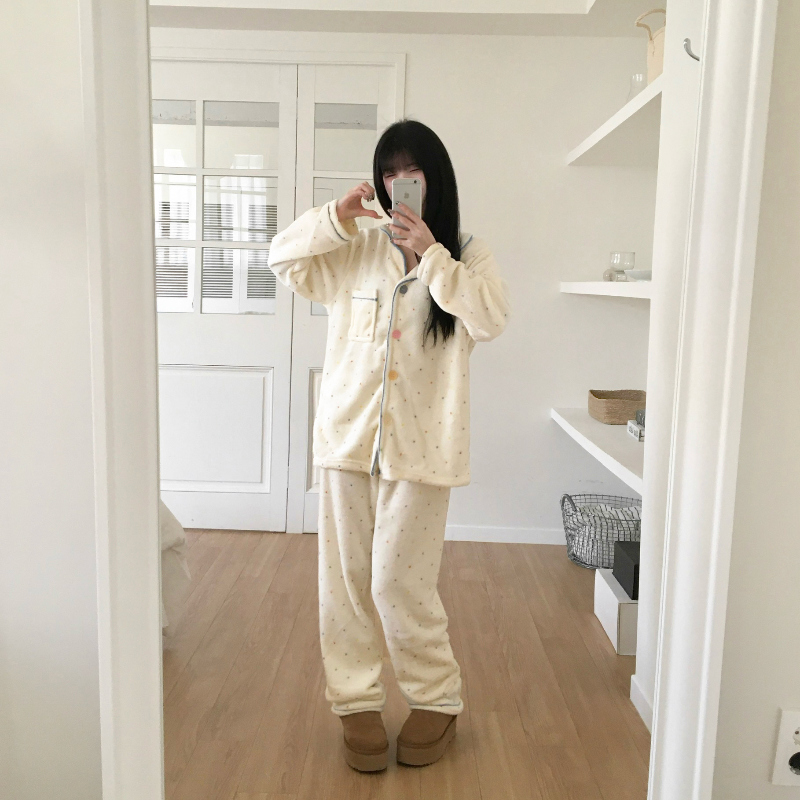 재킷 모델 착용 이미지-S1L8