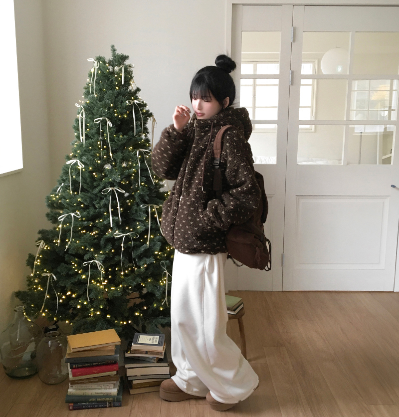 신발 모델 착용 이미지-S1L9