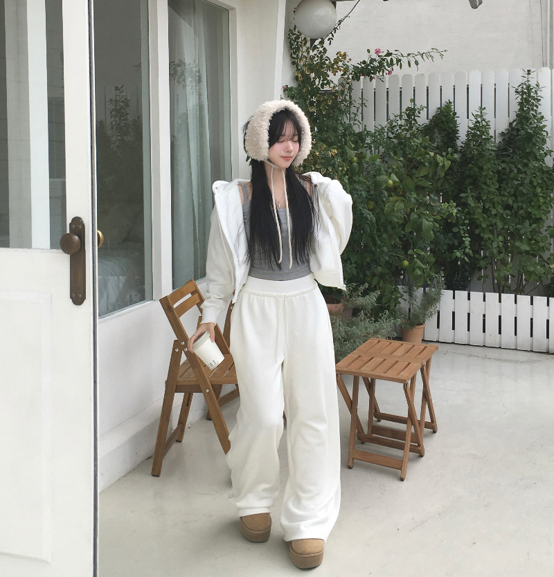 악세사리 모델 착용 이미지-S1L6