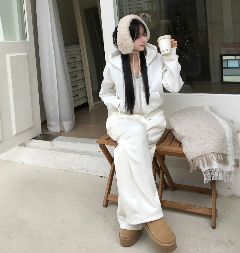 악세사리 모델 착용 이미지-S1L7